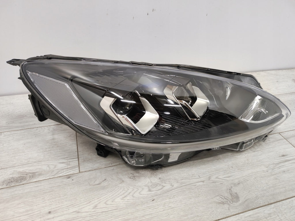 Frontscheinwerfer Ford Kuga LV4B-13W029-AK Rechts Scheinwerfer Headlight SCH9541797882on