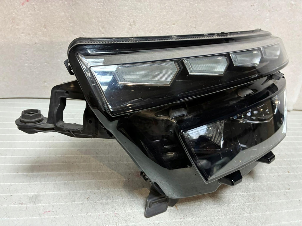 Frontscheinwerfer Skoda Kamiq Links Scheinwerfer Headlight SCH8752051596wn