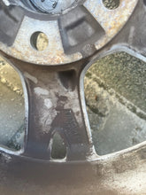 Laden Sie das Bild in den Galerie-Viewer, 1x Alufelge 17 Zoll 7.5" 5x112 38ET 8W0601025K Audi A4 B9 Rim Wheel FEL8185231886tn