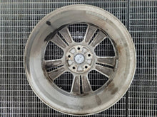 Load image into Gallery viewer, 1x Alufelge 17 Zoll 6.5" 5x114.3 48ET Glanz Silber 52910-2S210 Hyundai Ix35 FEL9444962824ox