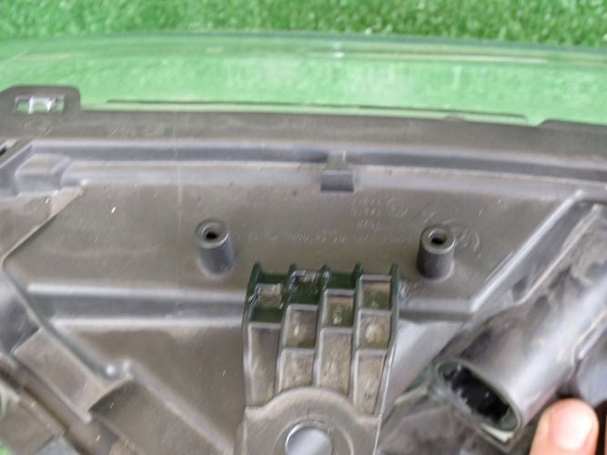 Frontscheinwerfer Dacia Logan II Sandero Links Scheinwerfer Headlight