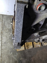 Laden Sie das Bild in den Galerie-Viewer, Motor Mazda I LF20 2.0 Benzin Engine Unkomplett MOT9228808463zb