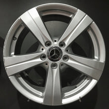 Laden Sie das Bild in den Galerie-Viewer, 4x Alufelge 17 Zoll 7.0" 5x112 44 5ET Silber A2064014500 Mercedes-Benz W206 FEL3857976642fh