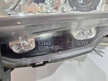 Laden Sie das Bild in den Galerie-Viewer, Frontscheinwerfer Mazda Premacy K2442 C235-51040 Xenon Links Headlight