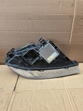 Laden Sie das Bild in den Galerie-Viewer, Frontscheinwerfer Volvo V70 S80 31214347 Links Scheinwerfer Headlight SCH8858178170ky