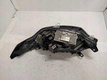 Laden Sie das Bild in den Galerie-Viewer, Frontscheinwerfer Land Rover I Discovery V HY32-13W029-EC Full LED Rechts SCH6871543815ap