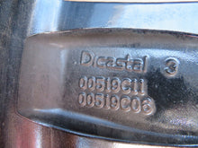 Laden Sie das Bild in den Galerie-Viewer, 1x Alufelge 18 Zoll 8.0&quot; 5x108 48ET Glanz Schwarz 9835058180 Peugeot 308