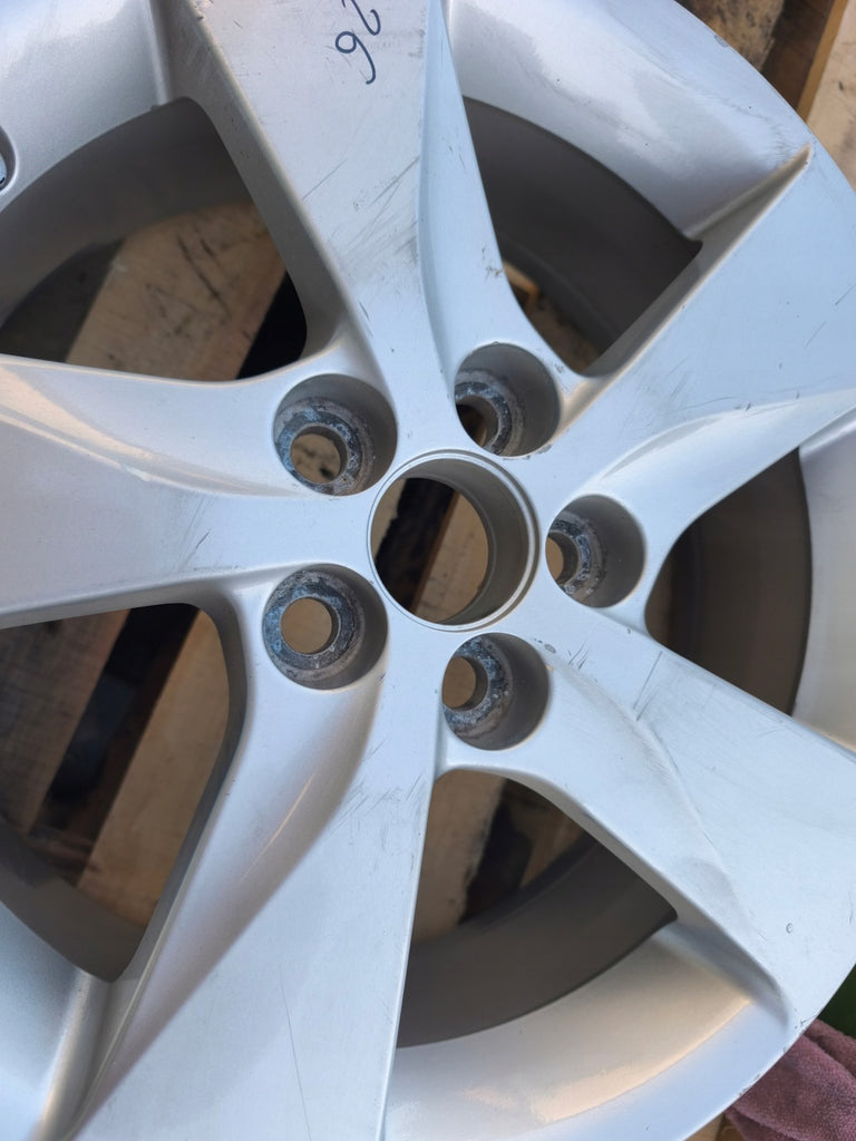 1x Alufelge 16 Zoll 6.0" 5x100 45ET Glanz Silber PW45747000 Toyota Avensis Verso FEL3537094159kn