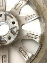 Load image into Gallery viewer, 1x Alufelge 16 Zoll 6.5&quot; 5x114.3 50ET Glanz Silber KH226516, KBA51072 Hyundai