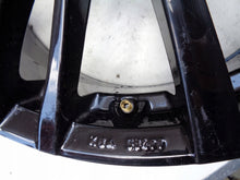 Load image into Gallery viewer, 1x Alufelge 17 Zoll 6.5&quot; 4x100 49ET KBA53499 Hyundai Rim Wheel