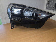 Laden Sie das Bild in den Galerie-Viewer, Frontscheinwerfer Audi Q3 Rechts Scheinwerfer Headlight SCH9062338110fq