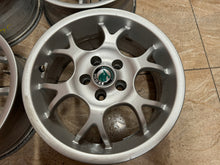 Laden Sie das Bild in den Galerie-Viewer, 4x Alufelge 15 Zoll 7.0" 5x100 35ET Glanz Silber Seat I Rim Wheel FEL9594918644qp