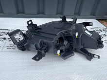 Laden Sie das Bild in den Galerie-Viewer, Frontscheinwerfer Cupra Born 10F941007K Links Scheinwerfer Headlight SCH5294626998ng