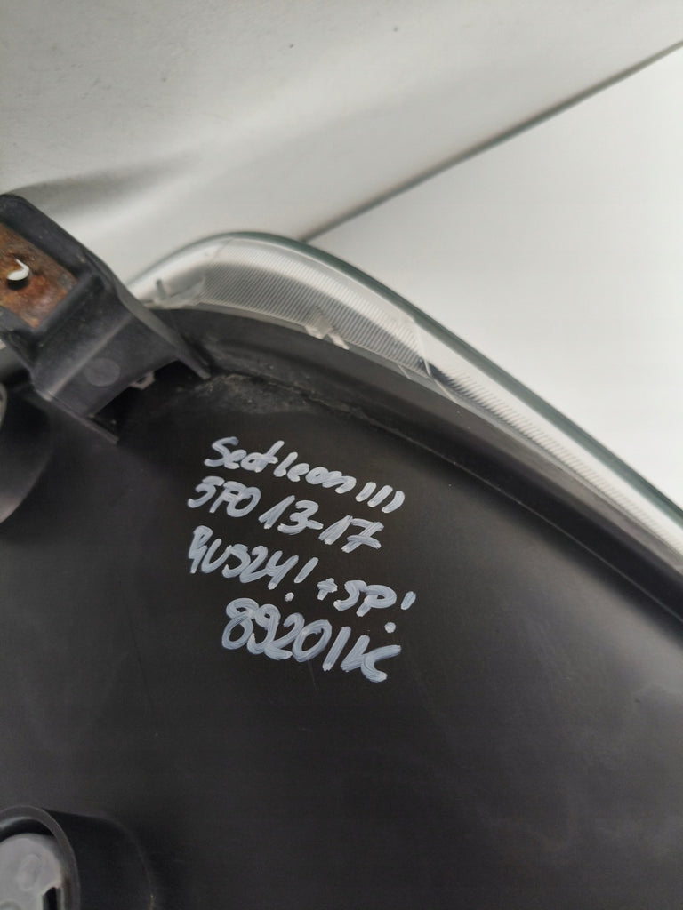 Frontscheinwerfer Seat Leon 5F1941005A Links Scheinwerfer Headlight