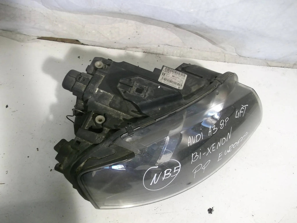 Frontscheinwerfer Audi A3 8P0941004R 0301231272 Rechts Scheinwerfer Headlight