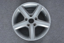 Load image into Gallery viewer, 1x Alufelge 15 Zoll 6.5&quot; 5x112 50ET Glanz Silber 5K0071485 Vw Rim Wheel