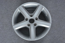 Load image into Gallery viewer, 1x Alufelge 15 Zoll 6.5" 5x112 50ET Glanz Silber 5K0071485 Vw Rim Wheel FEL5815284852dz