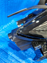 Laden Sie das Bild in den Galerie-Viewer, Frontscheinwerfer Mazda 3 Bp BCJH-51030 LED Rechts Scheinwerfer Headlight SCH1621655644kf