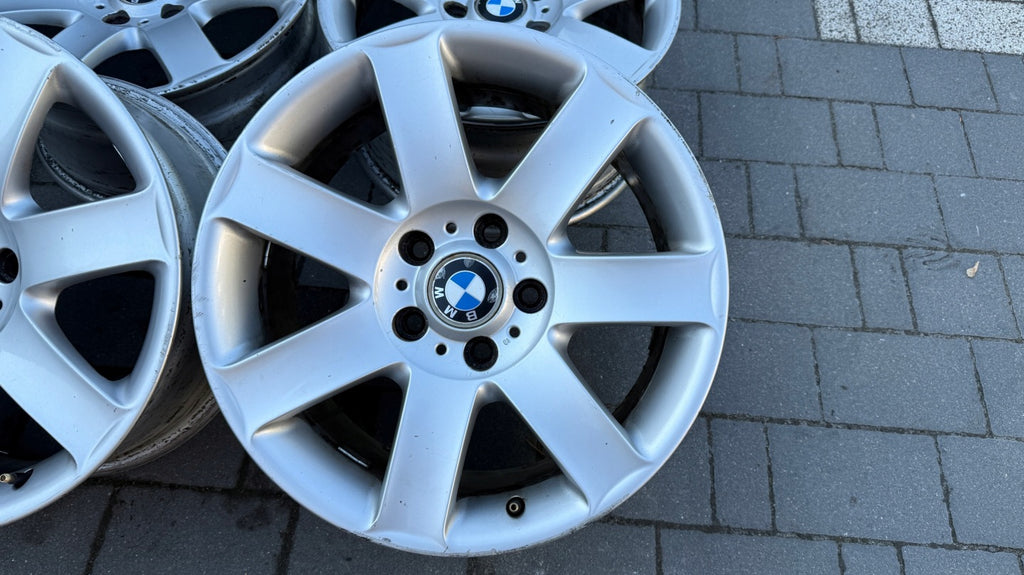 1x Alufelge 17 Zoll 8.0" 5x120 47ET Glanz Silber 1094506-13 BMW 1 Rim Wheel FEL6520023434cm