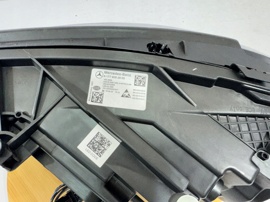 Frontscheinwerfer Mercedes-Benz W177 A1779062605 LED Rechts Headlight SCH7688150360fv