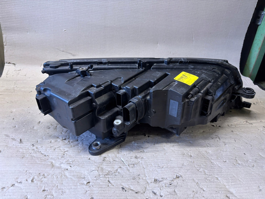 Frontscheinwerfer Skoda Octavia III 5E1941015D Full LED Links Headlight SCH4155716442zw
