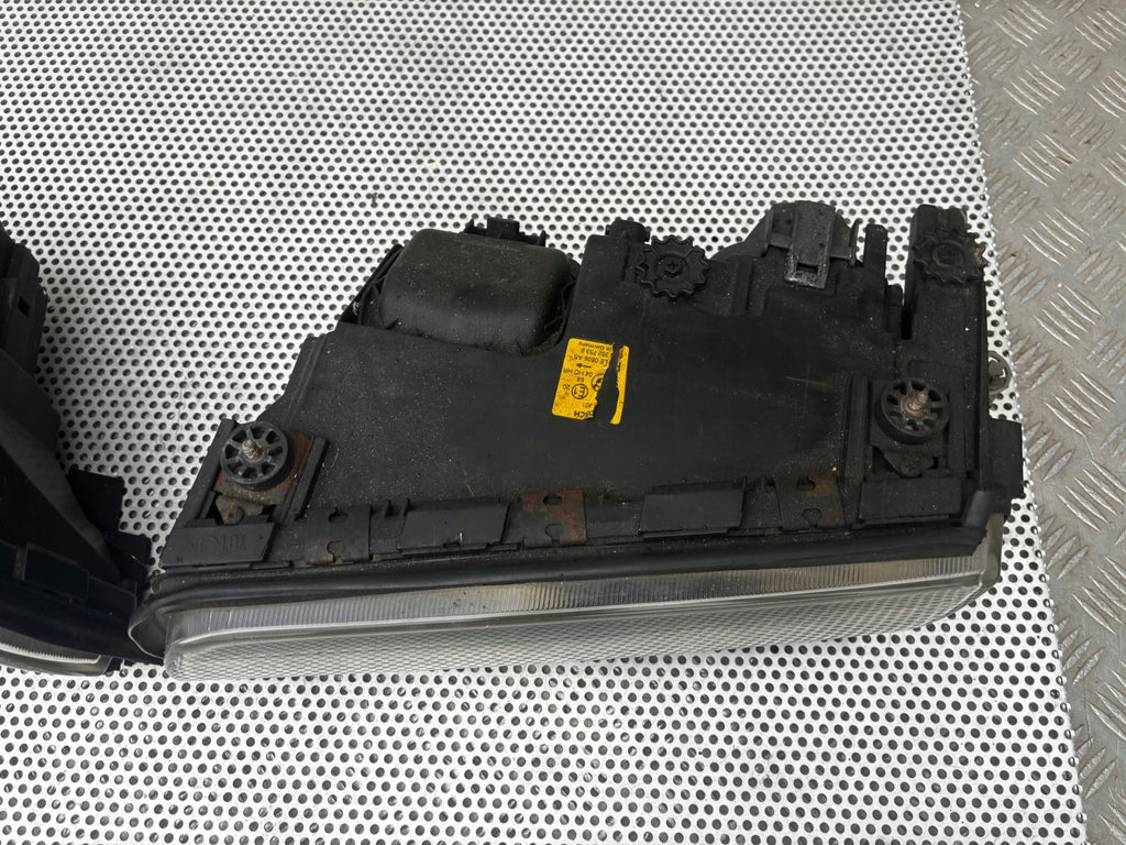 Frontscheinwerfer BMW E38 59-230 94-99R Ein Satz Scheinwerfer Headlight SCH7455891902ll