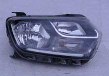 Laden Sie das Bild in den Galerie-Viewer, Frontscheinwerfer Dacia Duster 260101133R LED Rechts Scheinwerfer Headlight