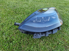 Laden Sie das Bild in den Galerie-Viewer, Frontscheinwerfer Tesla 3 GRG1514952-00-C Links Scheinwerfer Headlight