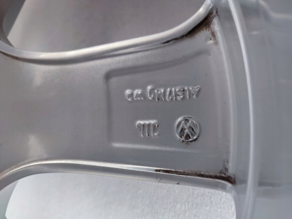 1x Alufelge 17 Zoll 7.5" 5x112 49ET Glanz Silber 5G0601025BG VW Golf Vii