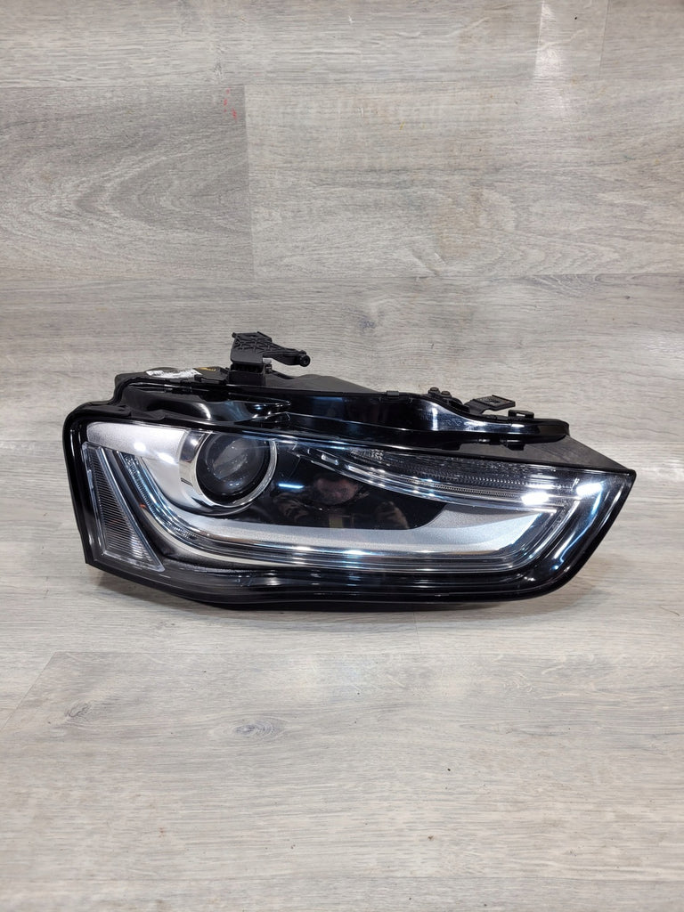 Frontscheinwerfer Audi B8 8K0941006C 030127527205 Xenon Rechts Headlight