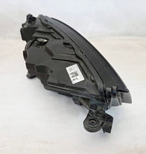 Laden Sie das Bild in den Galerie-Viewer, Frontscheinwerfer Skoda Fabia IV 6VB941015 Links Scheinwerfer Headlight SCH6636938456me