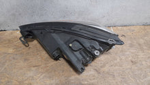 Laden Sie das Bild in den Galerie-Viewer, Frontscheinwerfer Seat Tarraco 5FJ941008D LED Rechts Scheinwerfer Headlight