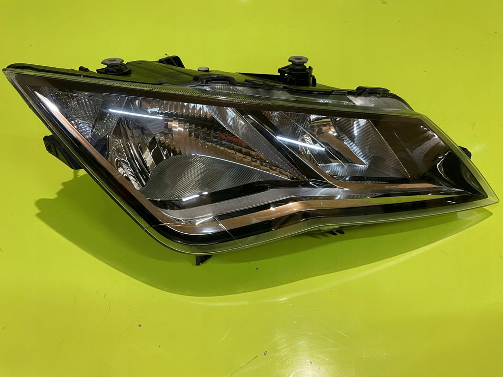 Frontscheinwerfer Seat Leon 90044560 Rechts Scheinwerfer Headlight SCH5053632994dq
