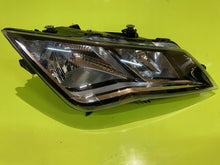 Laden Sie das Bild in den Galerie-Viewer, Frontscheinwerfer Seat Leon 90044560 Rechts Scheinwerfer Headlight SCH5053632994dq
