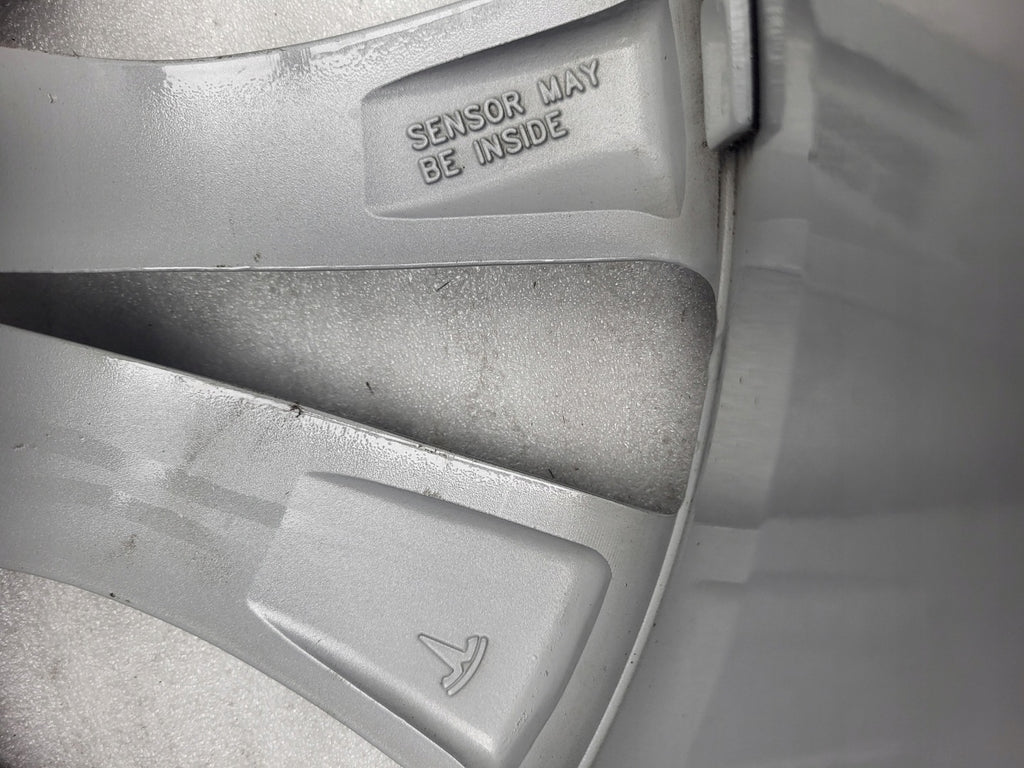 1x Alufelge 19 Zoll 8.5" 5x114.3 35ET Glanz Silber 1027241-00-A Tesla Model S FEL7413452862jd