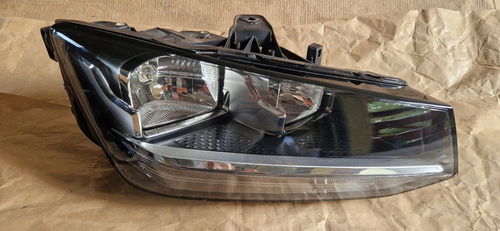 Frontscheinwerfer Audi Q2 81A941004 Rechts Scheinwerfer Headlight