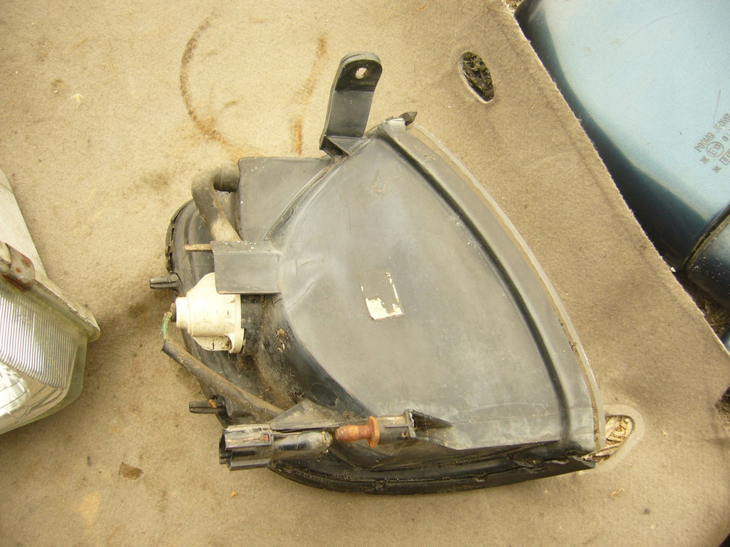 Frontscheinwerfer Hyundai Galloper 1360150 Links Scheinwerfer Headlight