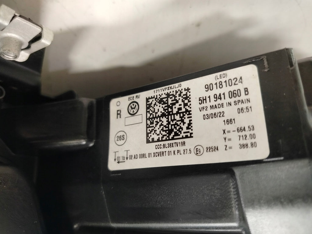 Frontscheinwerfer VW Golf VIII 5H1941060B Rechts Scheinwerfer Headlight SCH5829251667vv