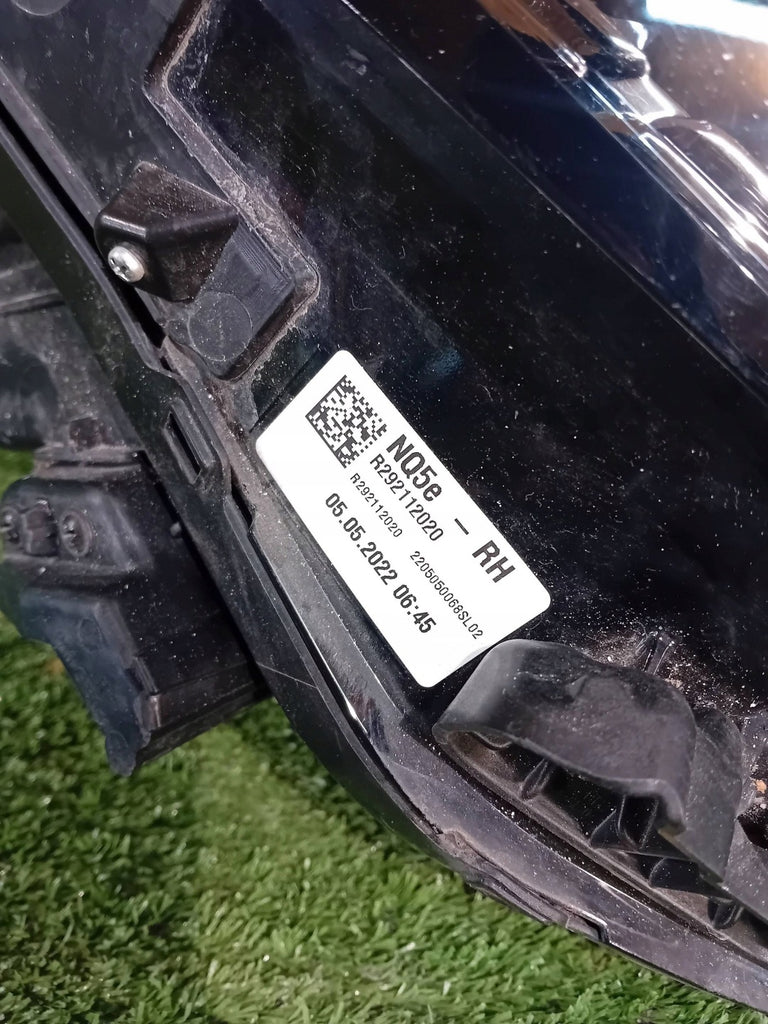 Frontscheinwerfer Kia Sportage V 92102R2100 Rechts Scheinwerfer Headlight SCH3885537736js