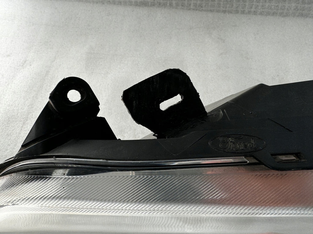 Frontscheinwerfer Ford Fiesta C1BB-13W030-CG 1090041 Links Headlight SCH9596620207an