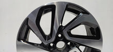Laden Sie das Bild in den Galerie-Viewer, 1x Alufelge 17 Zoll 5.0&quot; 4x100 40ET Toyota Aygo X Rim Wheel