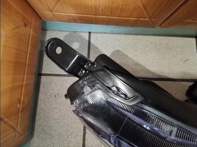 Frontscheinwerfer Toyota Yaris LED Rechts Scheinwerfer Headlight