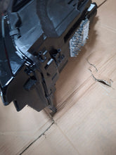 Laden Sie das Bild in den Galerie-Viewer, Frontscheinwerfer VW 57L941060 Rechts Scheinwerfer Headlight SCH4065395918ly