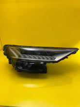 Laden Sie das Bild in den Galerie-Viewer, Frontscheinwerfer Audi Q8 4M8941036 LED Rechts Scheinwerfer Headlight SCH8532442808gl