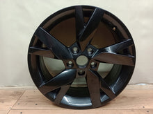 Laden Sie das Bild in den Galerie-Viewer, 1x Alufelge 17 Zoll 6.5&quot; 5x112 46ET Glanz Silber 5E3601025 Skoda Octavia 5e3