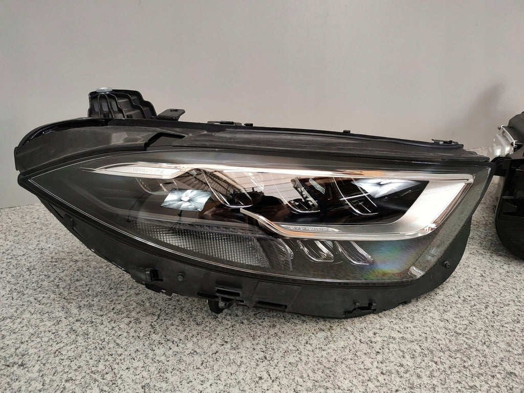 Frontscheinwerfer Mercedes-Benz Cls A2579061400 LED Rechts Headlight