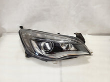 Laden Sie das Bild in den Galerie-Viewer, Frontscheinwerfer Opel Astra J 13253650LH Xenon Ein Stück (Rechts oder Links) SCH3081675287ga