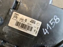 Laden Sie das Bild in den Galerie-Viewer, Frontscheinwerfer Citroën Berlingo 9816825180 Links Scheinwerfer Headlight