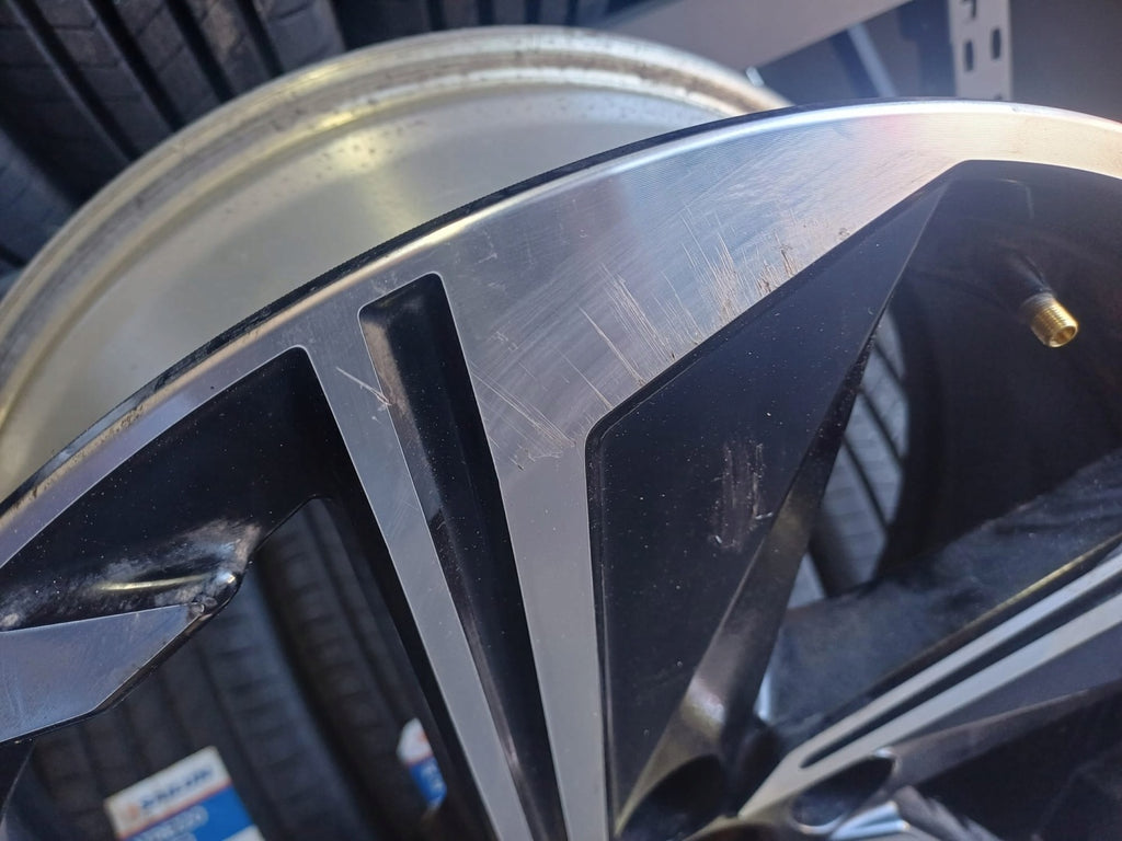 1x Alufelge 18 Zoll 7.0" 5x114.3 38ET Mitsubishi Eclipse Cross I Rim Wheel FEL3432069631lv