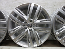 Laden Sie das Bild in den Galerie-Viewer, 4x Alufelge 19 Zoll 7.0" 5x112 43ET 5NA601025N VW Passat Tiguan Sharan Rim Wheel FEL9652872634og
